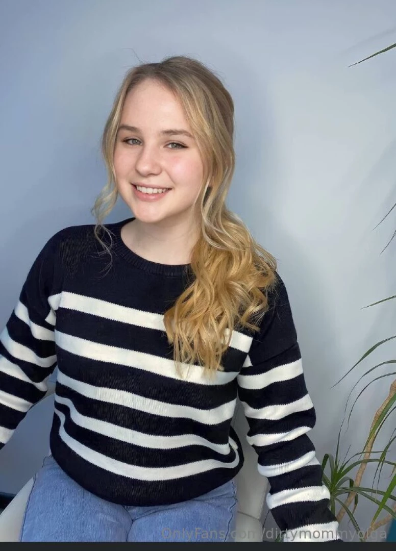 She natalie_soulmate is free today for you free 0 busty hottie part 6 