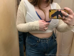 Went clothes shopping today dm me which is your favorite