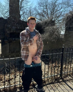 I feel the warm air coming in who wants to be my spring affair