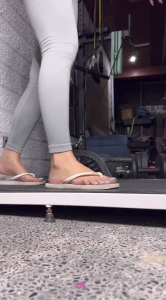 Pov i caught you staring at my flip-flopped feet on the treadmill now