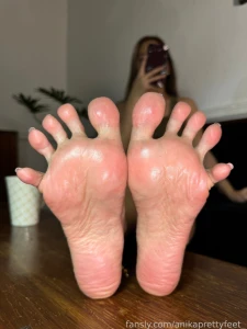 Heres my new pedicure morning coffee new 6 minute clip it s down there part 6