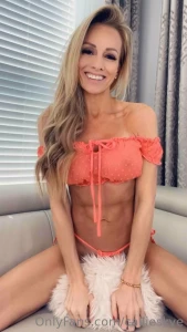 Creamy peach cums hard check the video in your dms now