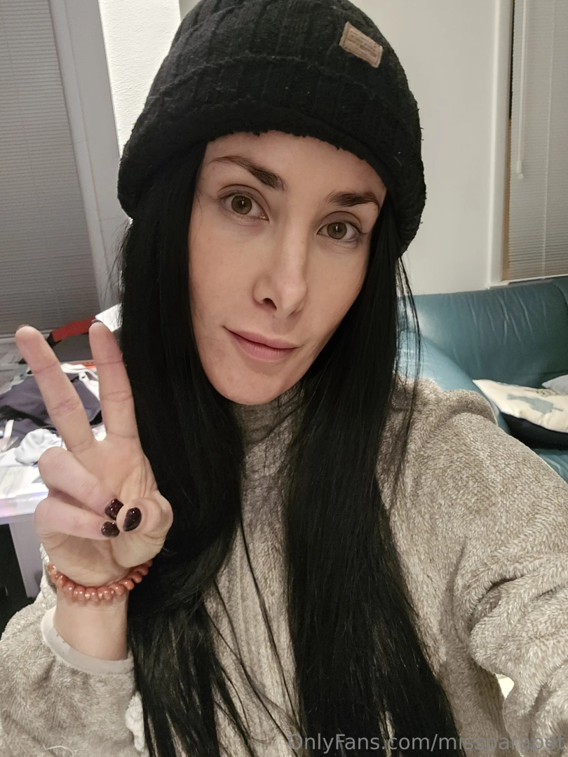 Going on live a bit earlier than 9pm see you in 10 minutes 8 20pm lets 