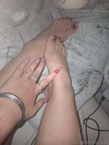Zapratite me svi na mom feet finder follow me in feet finder link in part 3