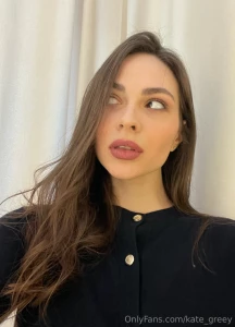 Immersed in the world of my thoughts i plunge into the depths of the