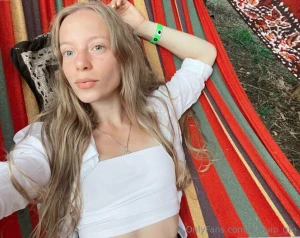 Put on new lingerie today and i don t just feel pretty i feel special