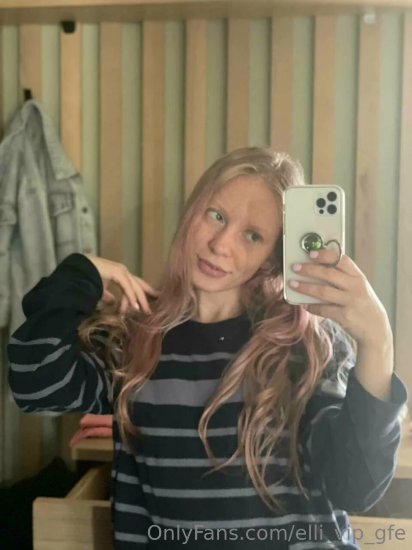 It s time to put on warm sweaters 