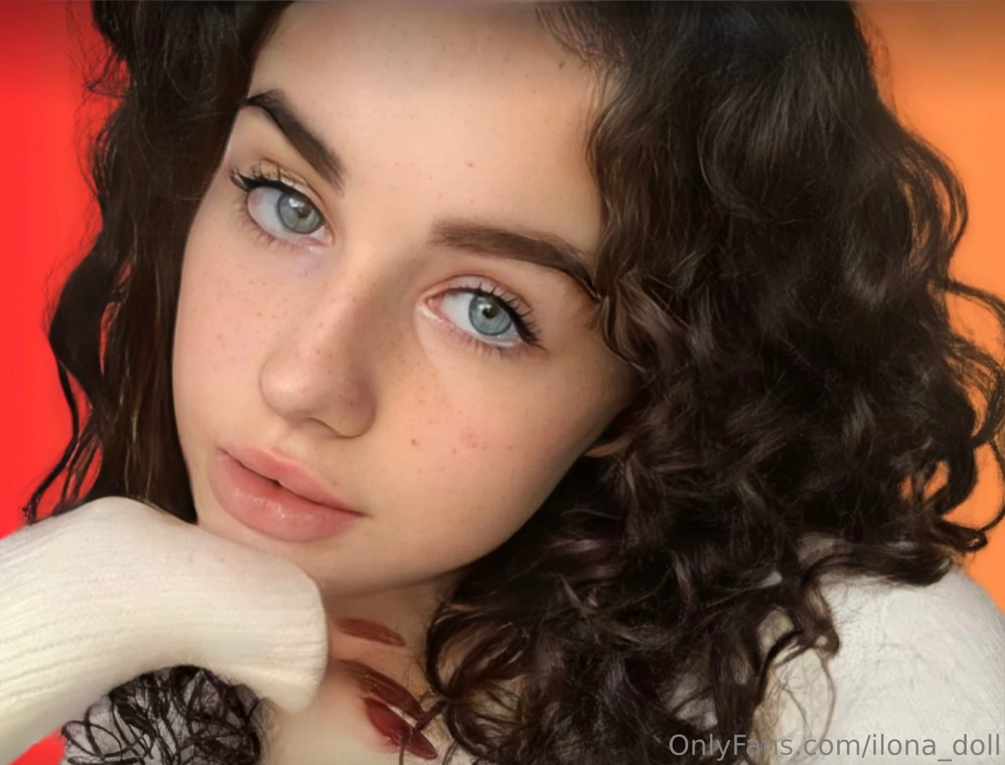 My girlfriend me_marta18y o is a real nymphomaniac who enjoys being part 16 