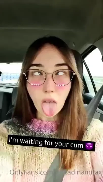 I m waiting for your cum 