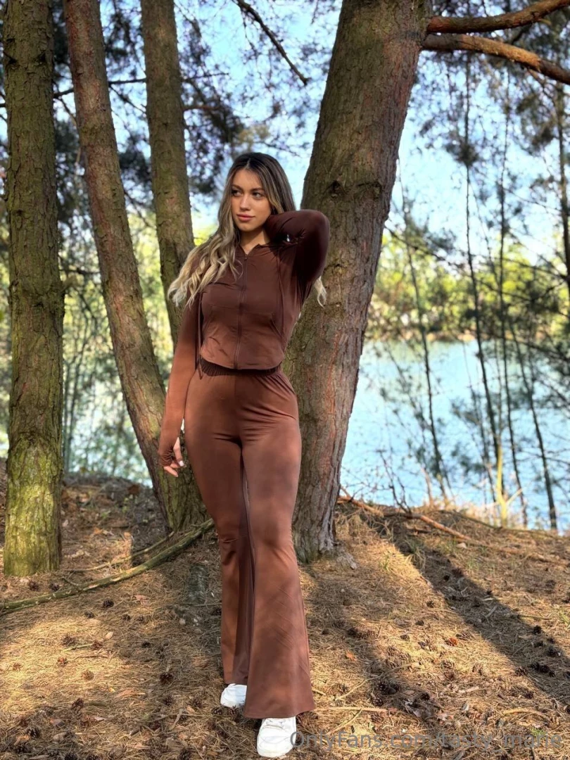 These shots are not planned they are like a mood sudden warm and a bit 