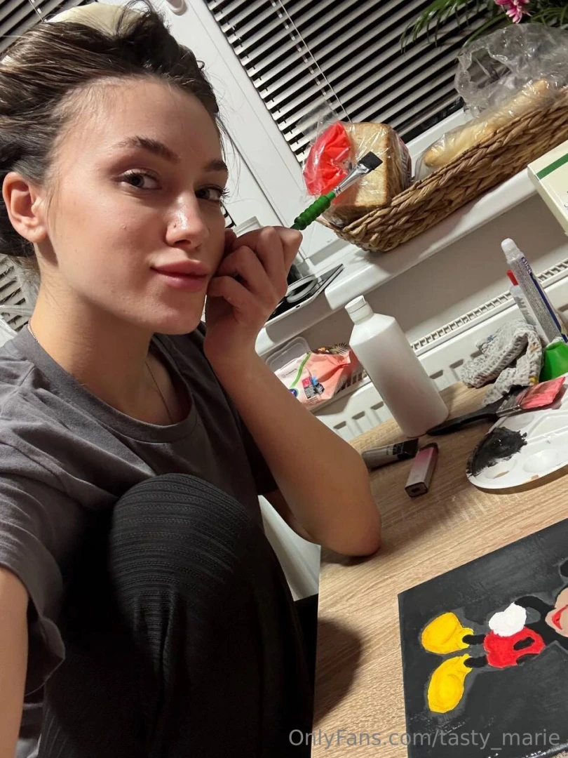 When i was little i dreamed that when i grew up i would paint cartoon 