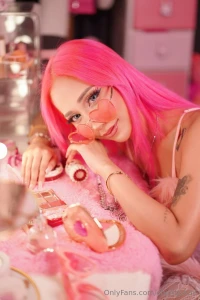 Life is a canvas paint it with your dreams