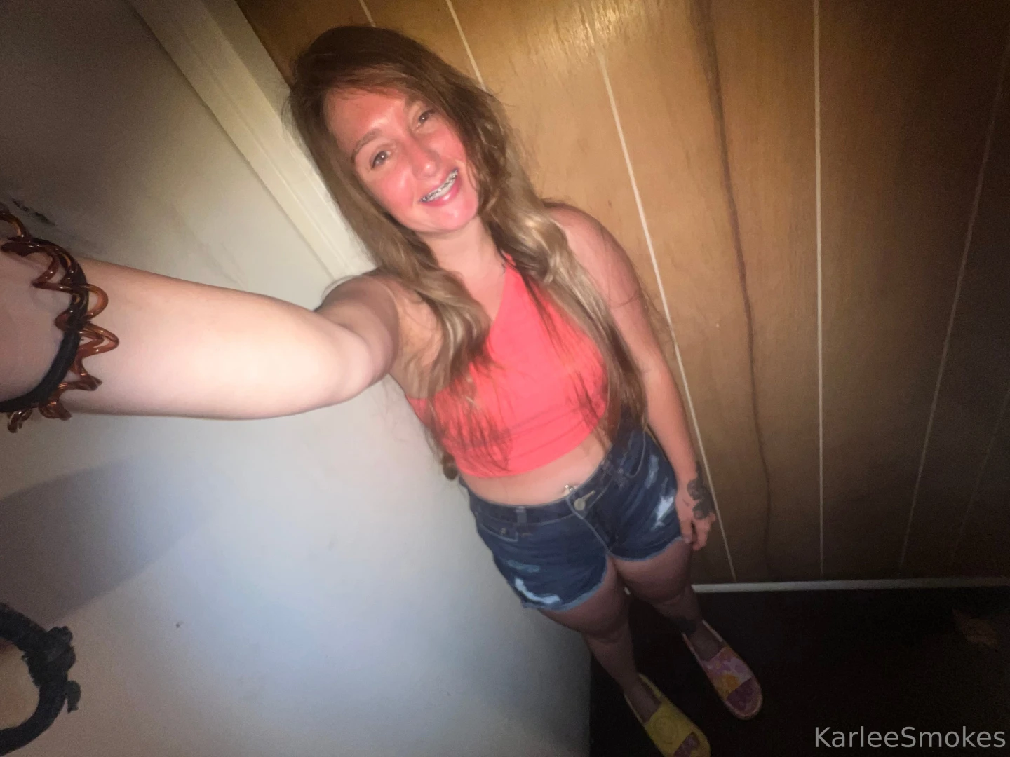 Karleesmokestease part 1 