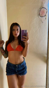 Capturing teasing moments