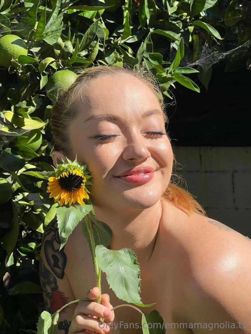 Sunkissed girly 