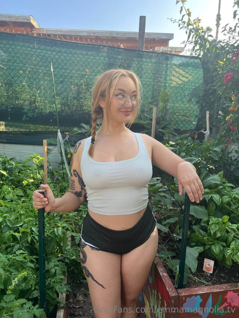 Let s get dirty together emmamagnoliaxo 