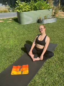 I need help stretching 3