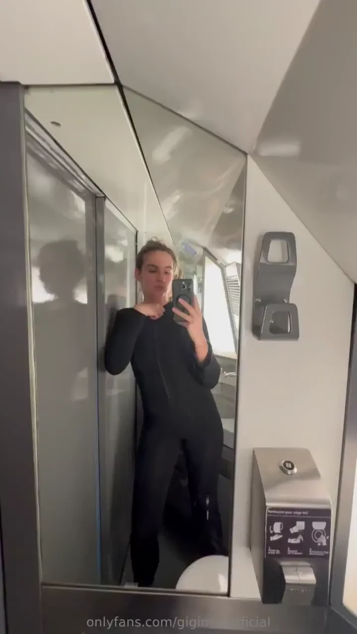 Wearing a whole suit and realizing you end uo naked in the train 