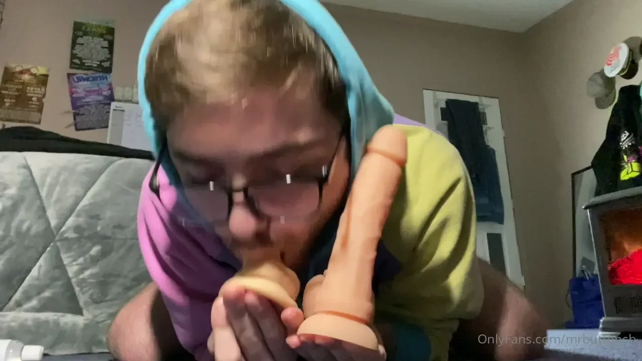 Had to use my other toys to loosen up for these 8 inches 