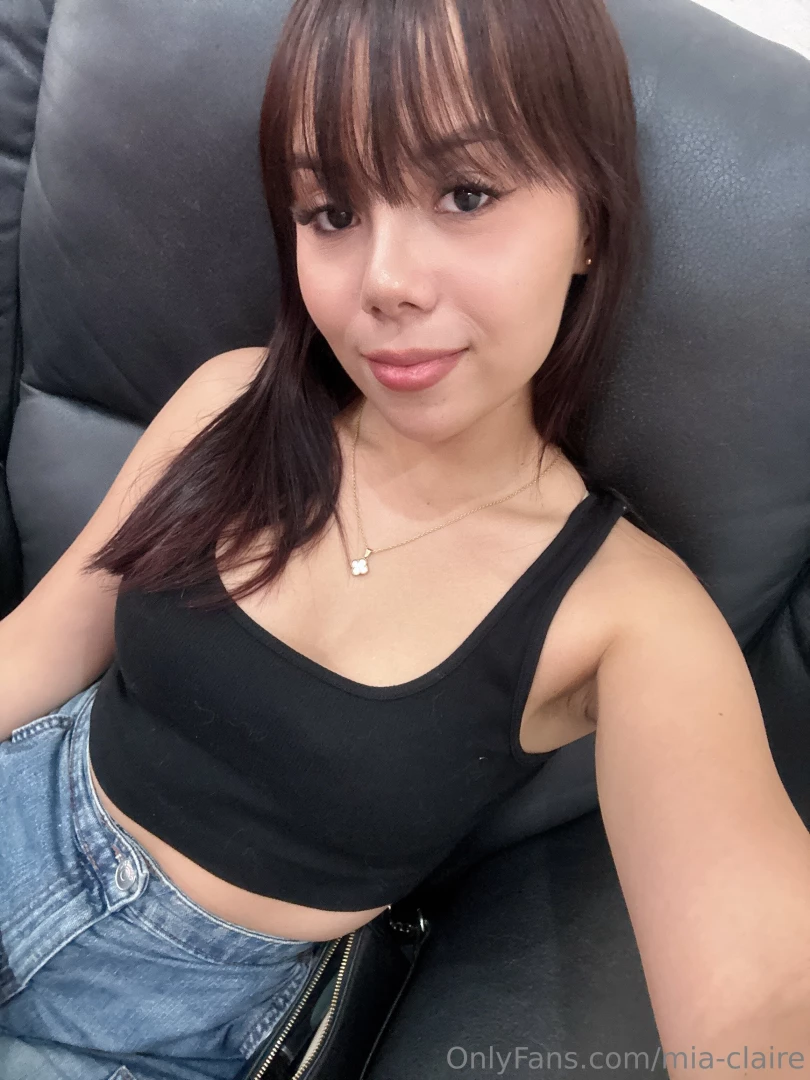 All i want is nooooodzz lol like legit noodles lmao i caant stop 