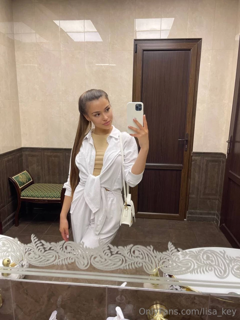 Today i realized that happiness is in the little things in the smell 