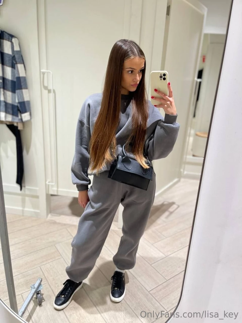 My mantra live fully love deeply and explore endlessly 