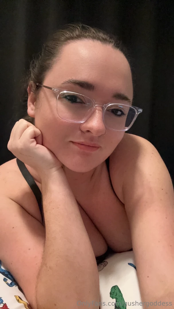 Sleepy eyes and naughty thoughts 