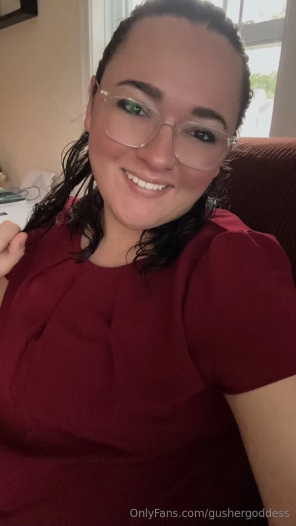 Good morning who wants to have naughty fun while at work 