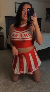 Who wants to see my pom poms part 1