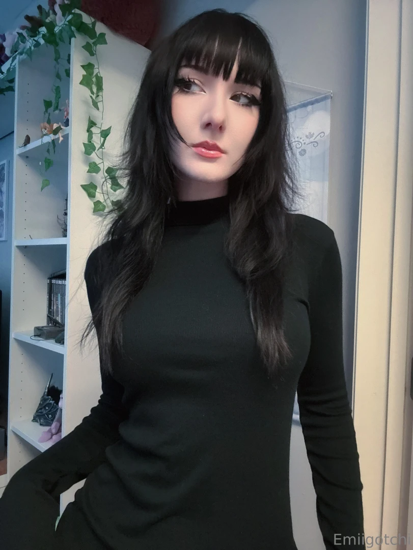 Feeling very mysterious in these 