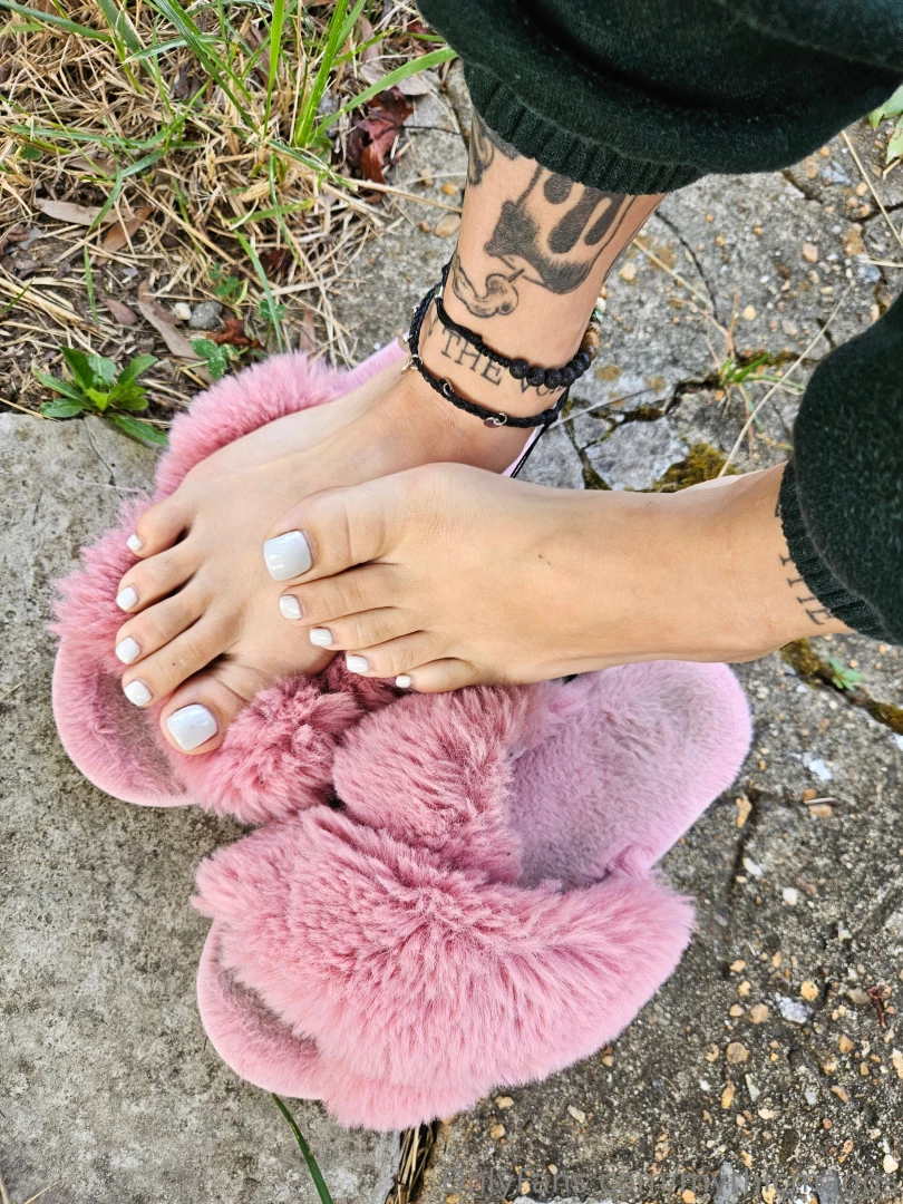 My favorite fuzzy slippers lt 3 part 1 