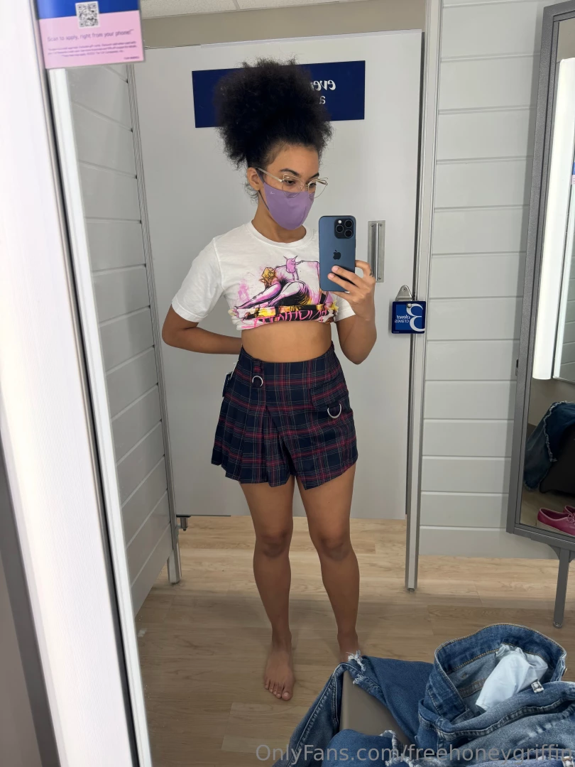 Here s a bunch of dressing room pics for y all before i take a few part 6 