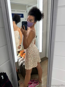 Here s a bunch of dressing room pics for y all before i take a few part 2