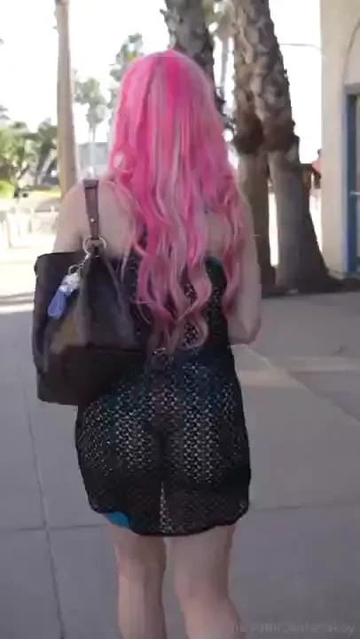 Do you like watching me walk around baby 