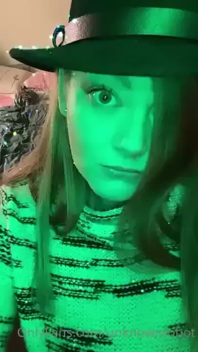 Lol thank god for black out curtains listening to the cure pretending 