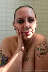 Bath time picsssss lt 3 topless photos l8er with purchase and a shower part 1