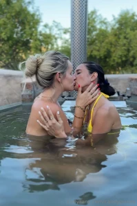 Warning hottest kissing video you will ever see in a hot tub watch me part 1
