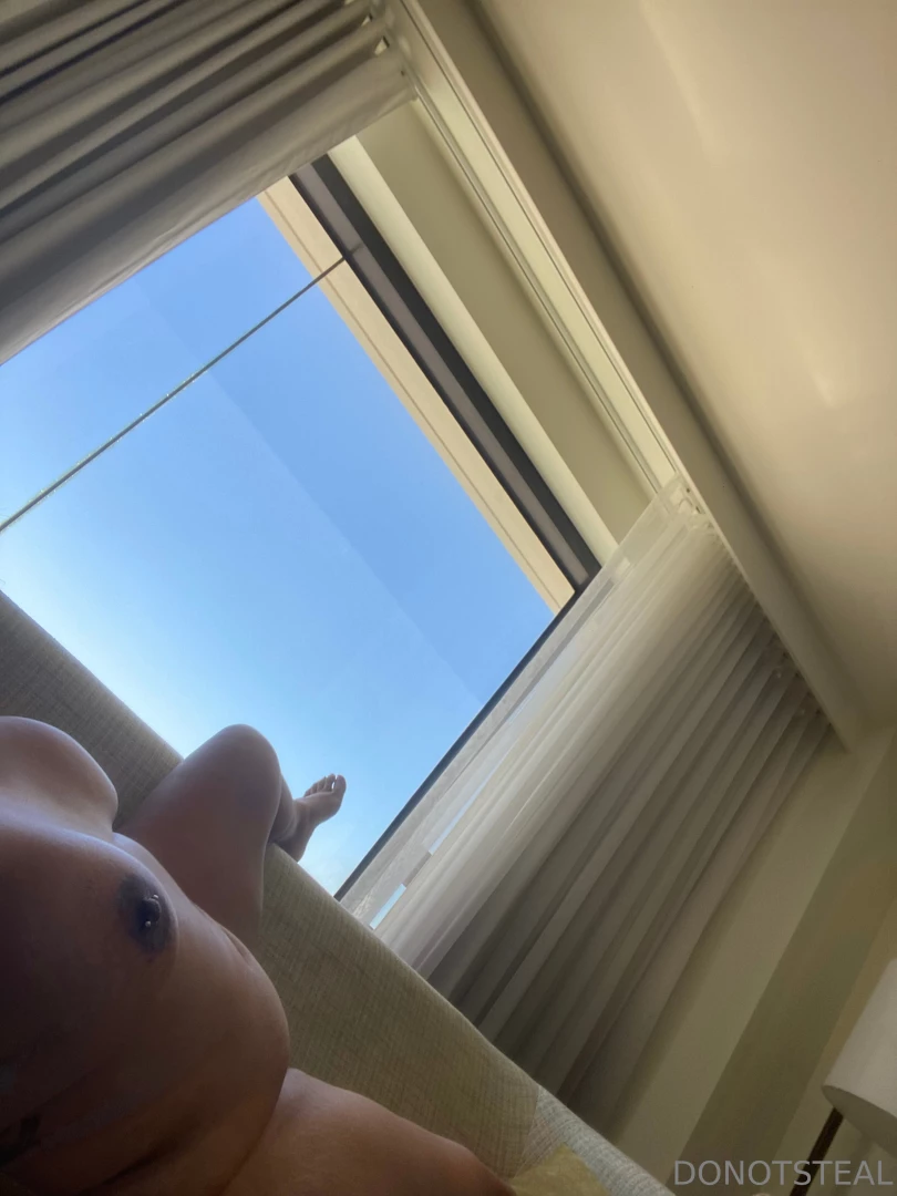 Me wishin i had someone to cum sit between my legs im so lonely part 4 
