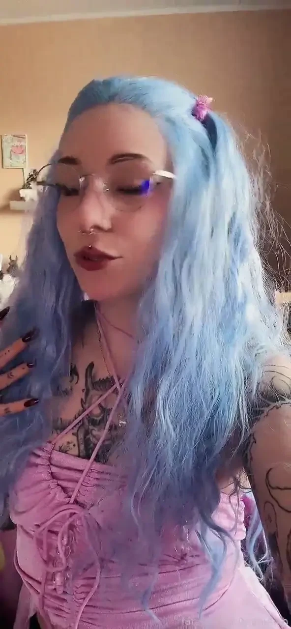 I m not just a woman i m a temptation wrapped in charm can you resist 