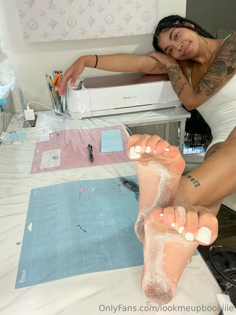 Lookmeupbookiiie part 32 