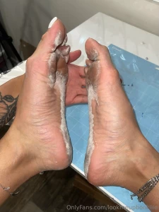 Lookmeupbookiiie part 5