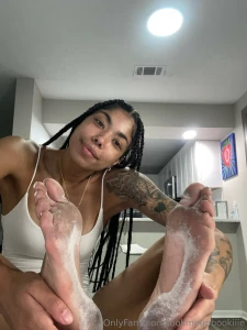 Lookmeupbookiiie part 30