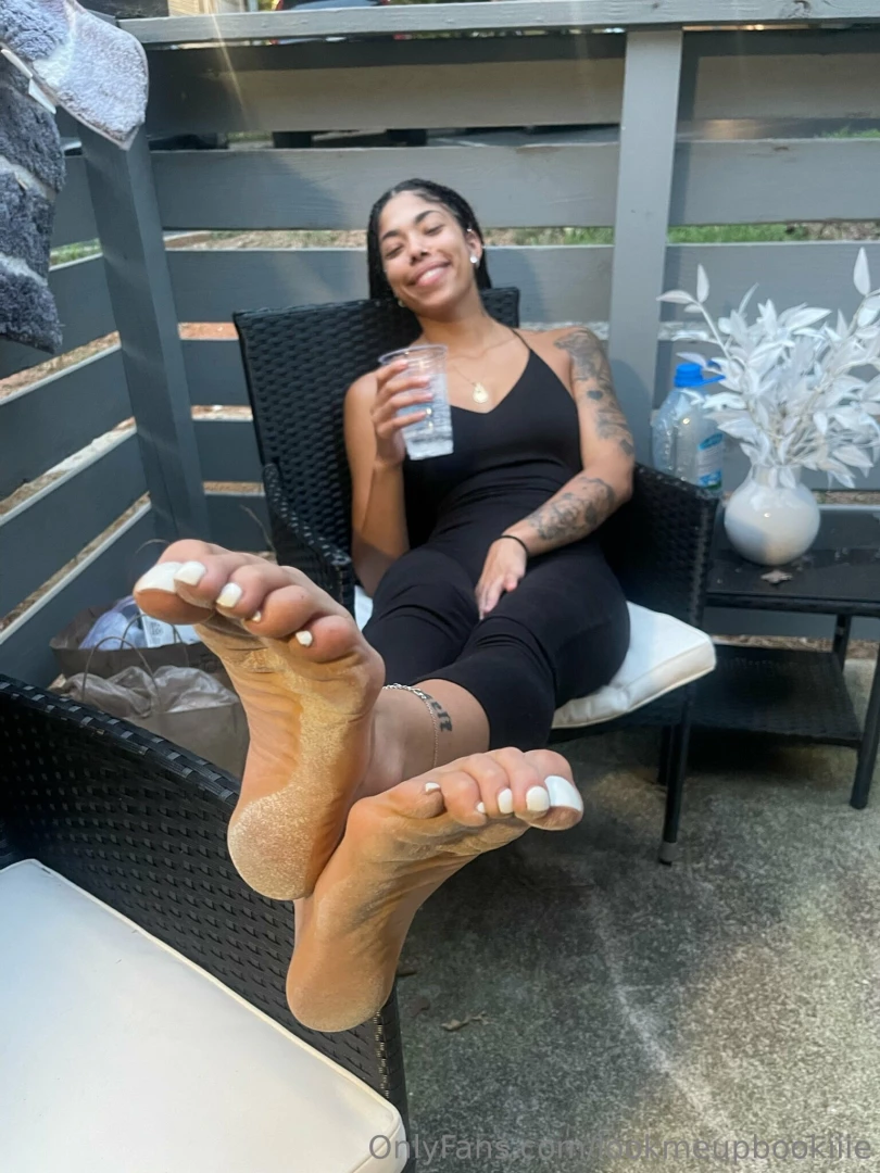 Lookmeupbookiiie part 16 