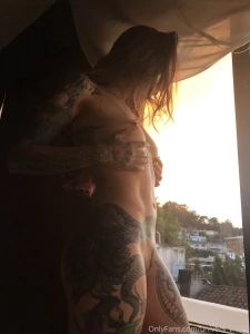 A la luz del atardecer te calienta part 4