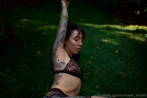 Strip tease en el bosque ense o todo para antojarte part 2