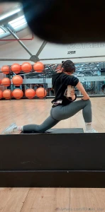 I m still too clumsy to take pics at gym but i liked this photo