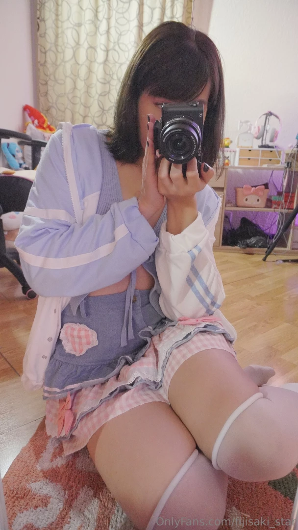 I took some pics friday s night do u like my outfit 
