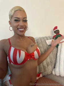 Would you paint my face for christmas
