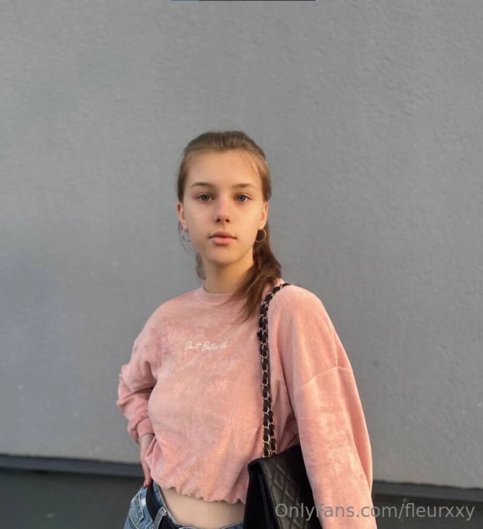 Free subscription 0 today only your_favorite_girl_arina subscribe and part 6 