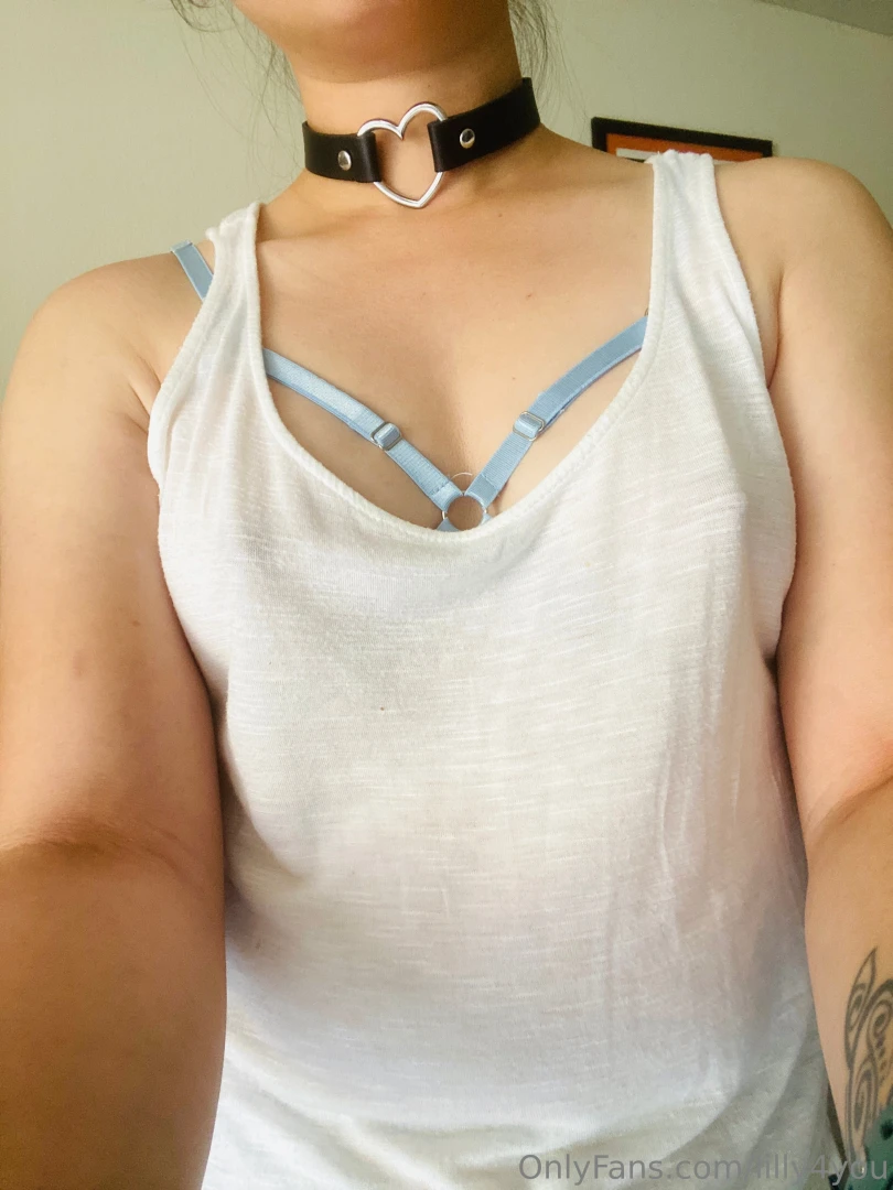 I m sure you wanna know what s under it onlyfans com lilly4youvip c2 